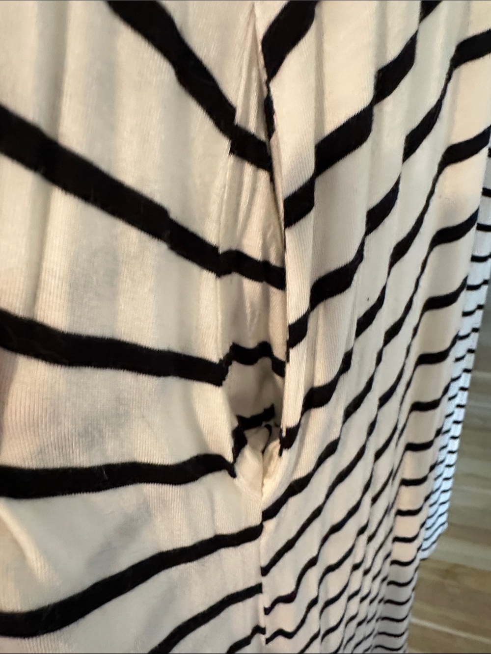 Zenana Outfitters White and Black Striped dress - XL - Picture 4 of 6